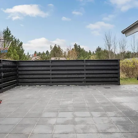 Semesterbostad Awesome In With Sauna